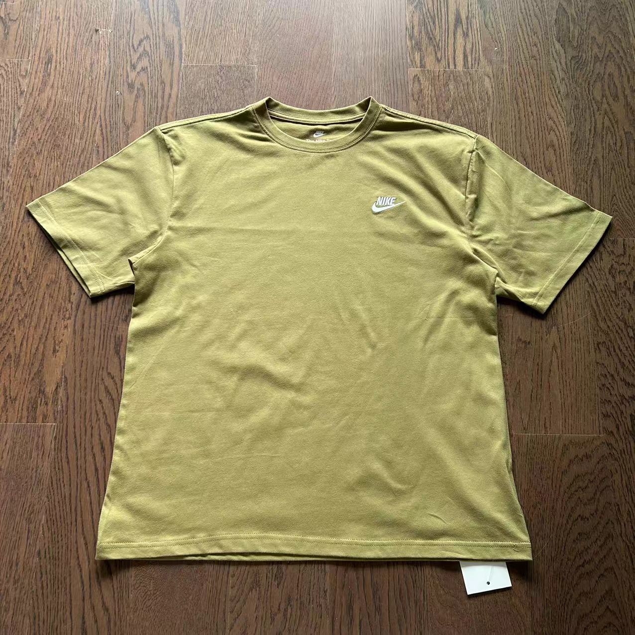 T-shirt Nike