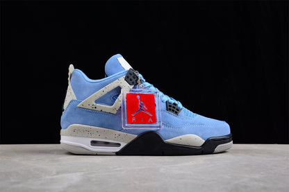 AJ 4 RETRO « UNIVERSITY BLUE »