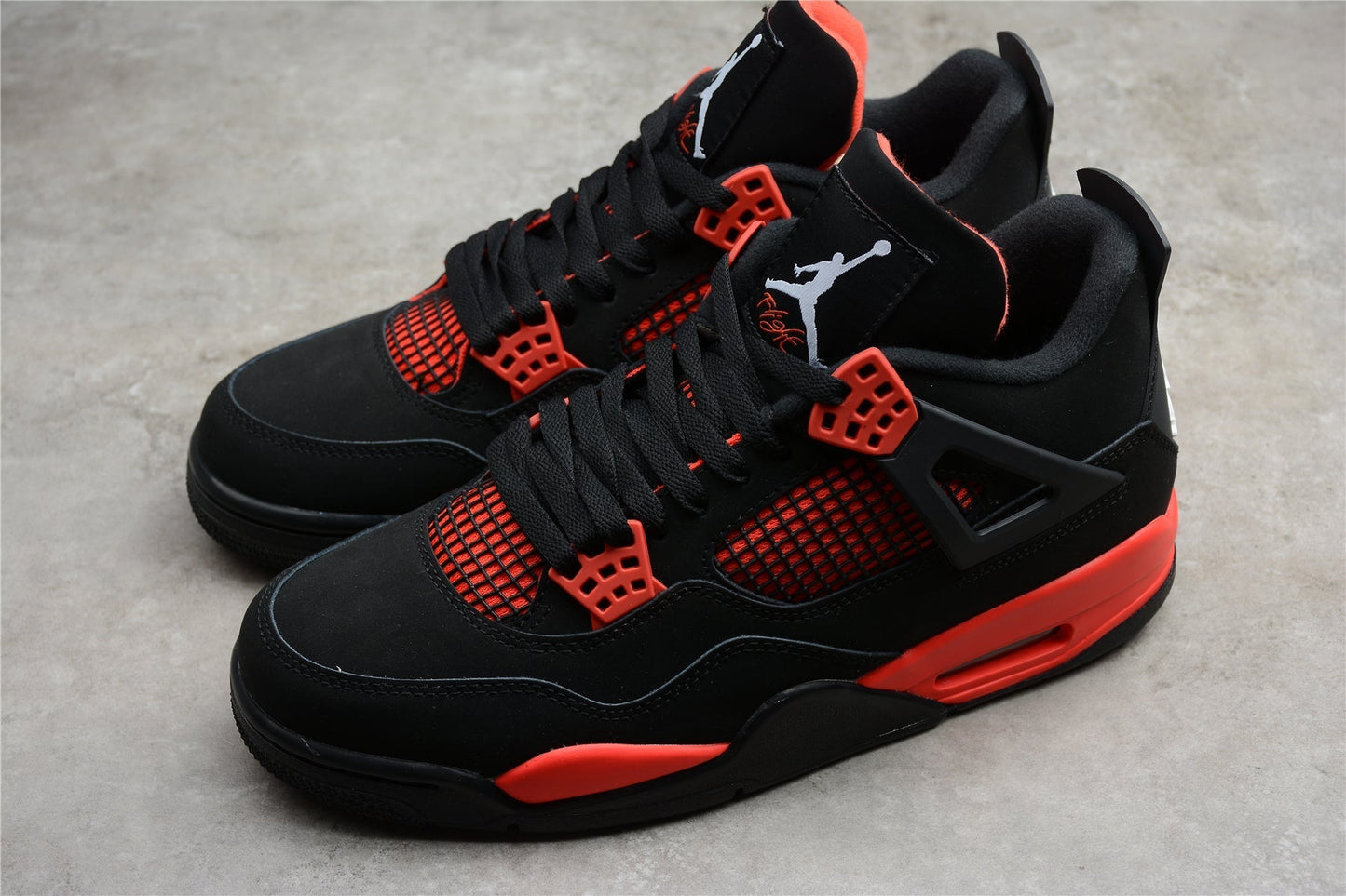 AJ 4 Rouge Foudre