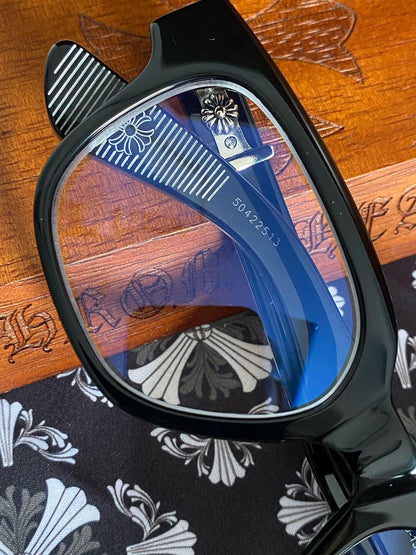 Lunettes Chrome Hearts