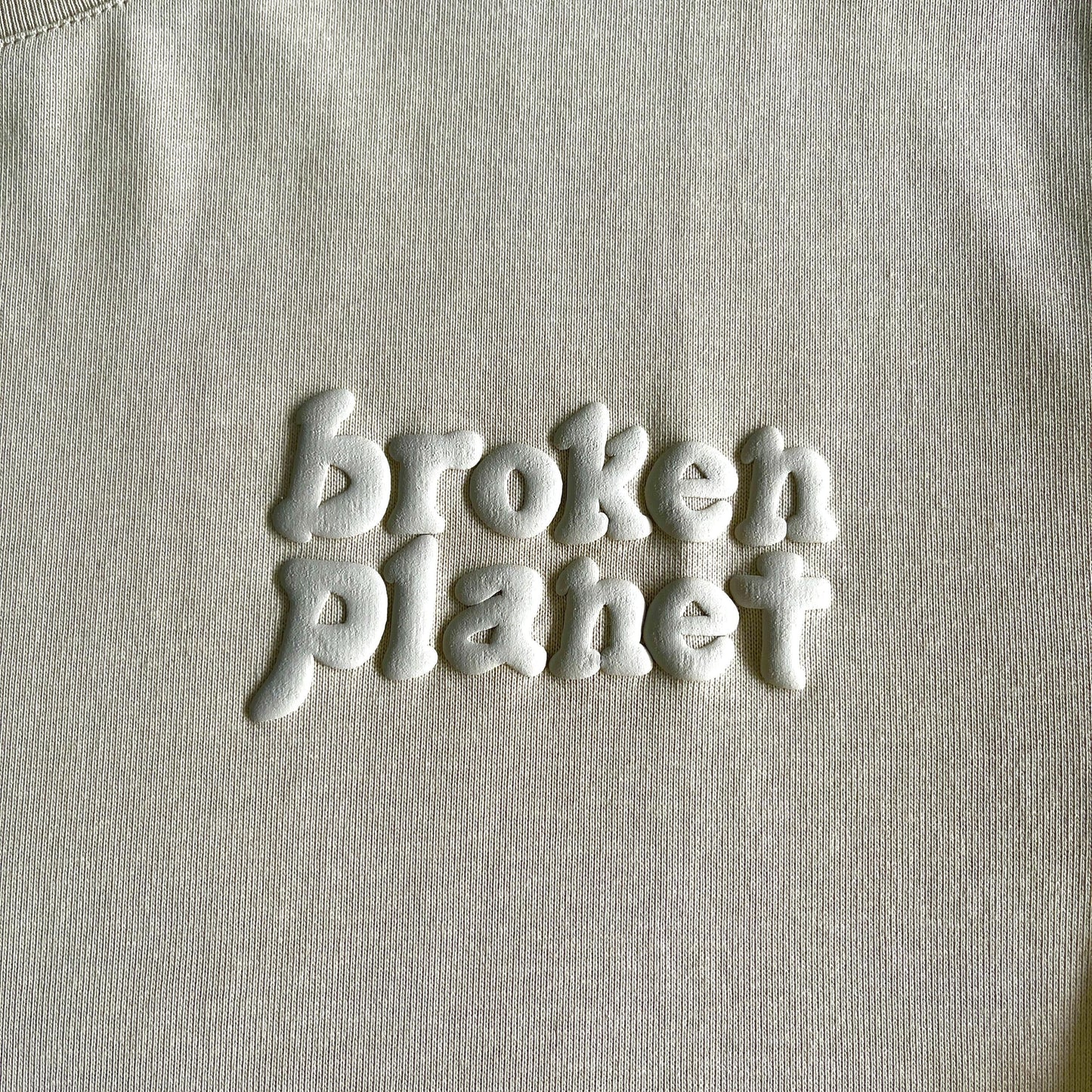 T-shirt basique Broken P à manches courtes