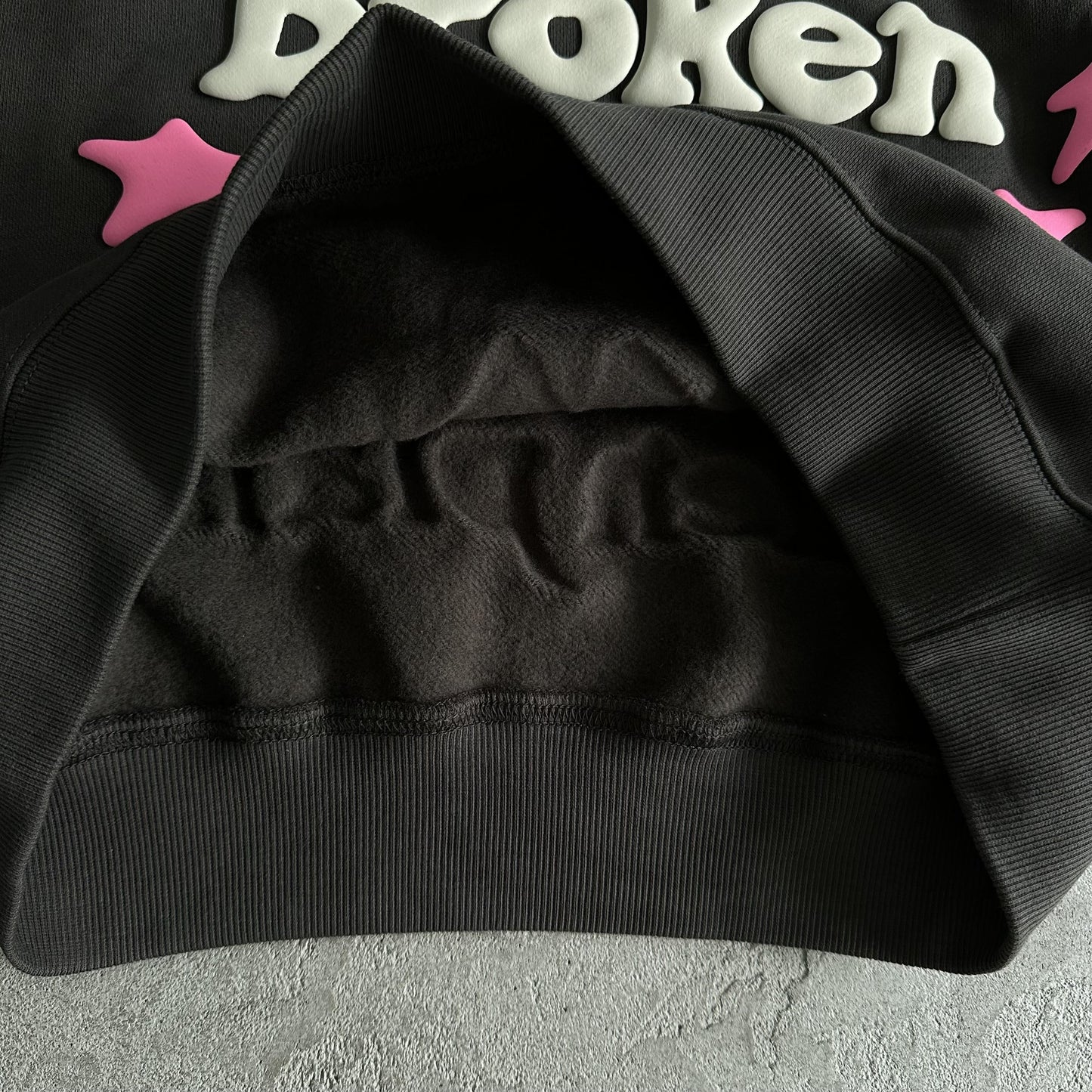 Sweat à capuche « Broken P Hearts Are Made To Be Broken »