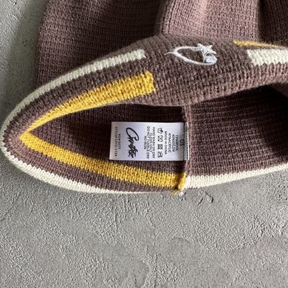 Bonnet rayé en maille Corteiz - Marron