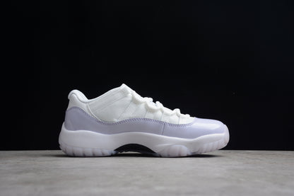 Air Jordan 11 Low "Pure Violet"