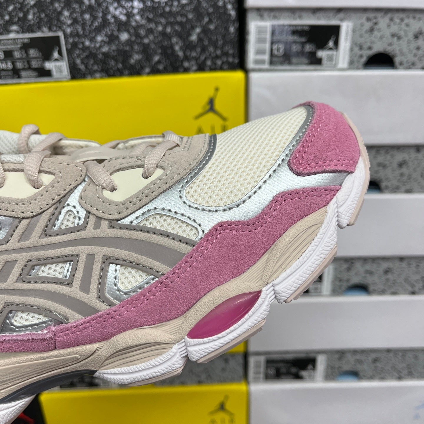 ASICS Gel-NYC Crème et Beige Minéral