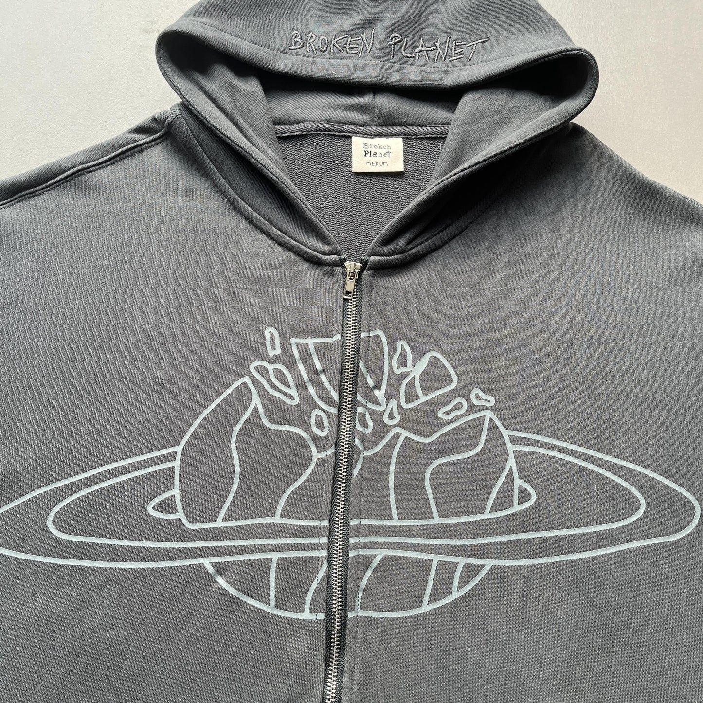 Sweat à capuche zippé Broken P Planet gris