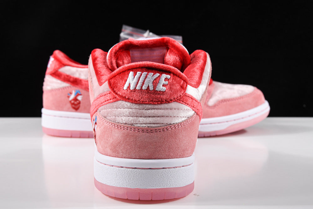 Nike SB Dunk Low x StrangeLove Skateboards