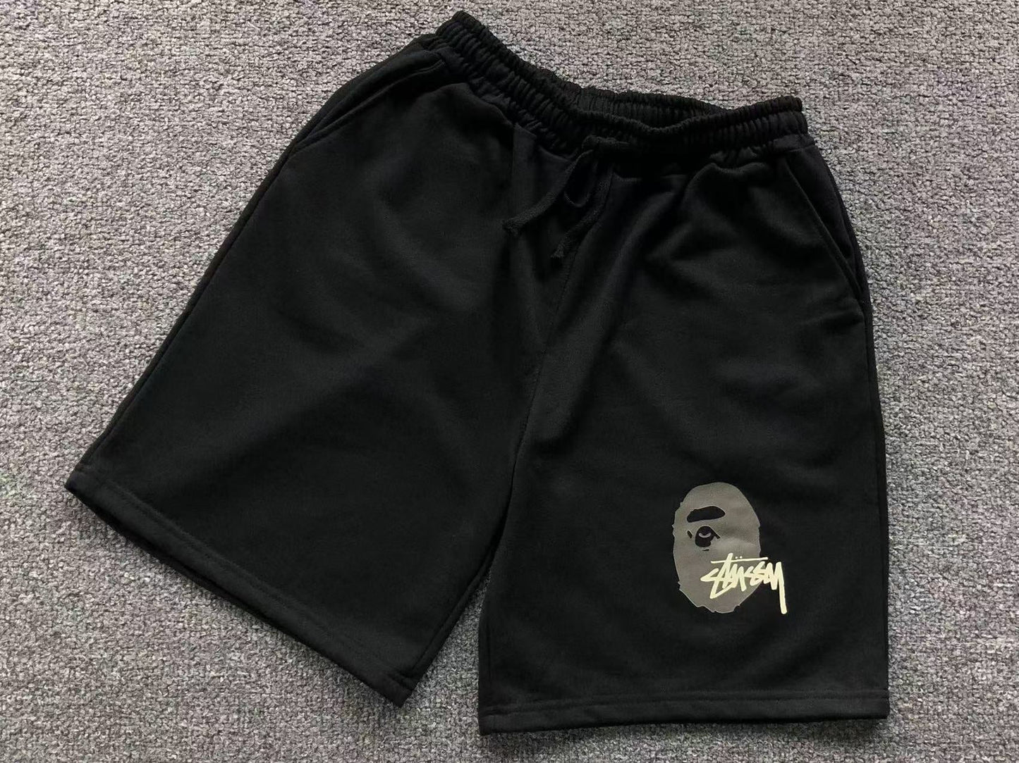 Short Bape x Stussy 19+