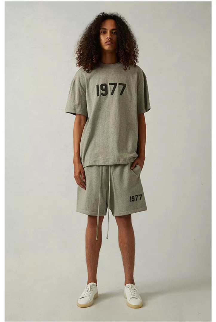 Camiseta FOG X Essentials 1977