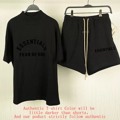 Camiseta y pantalones cortos FOG x Essentials 23SS
