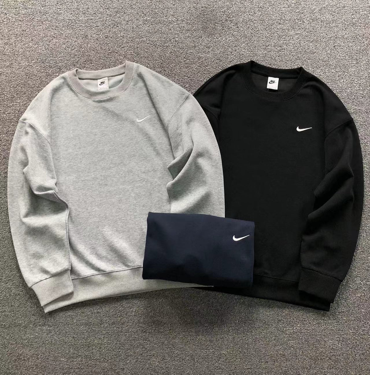 N1K Kapuzenpullover
