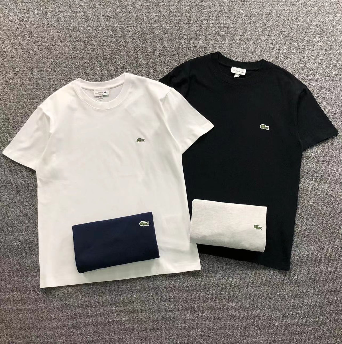 Klassisches T-Shirt