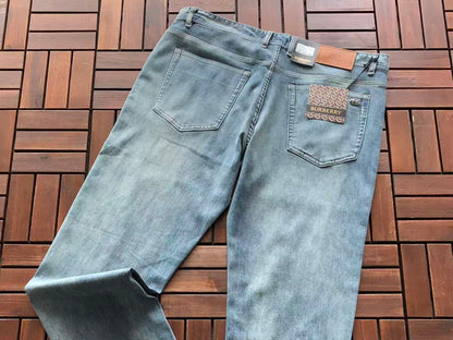 Pantaloni BB