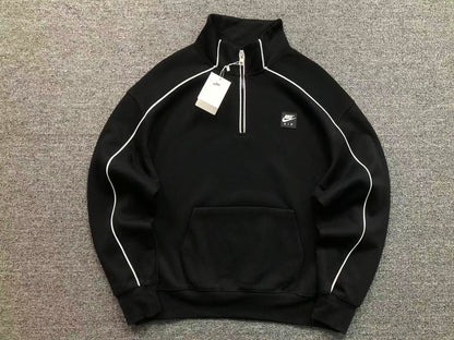 N1K Kapuzenpullover