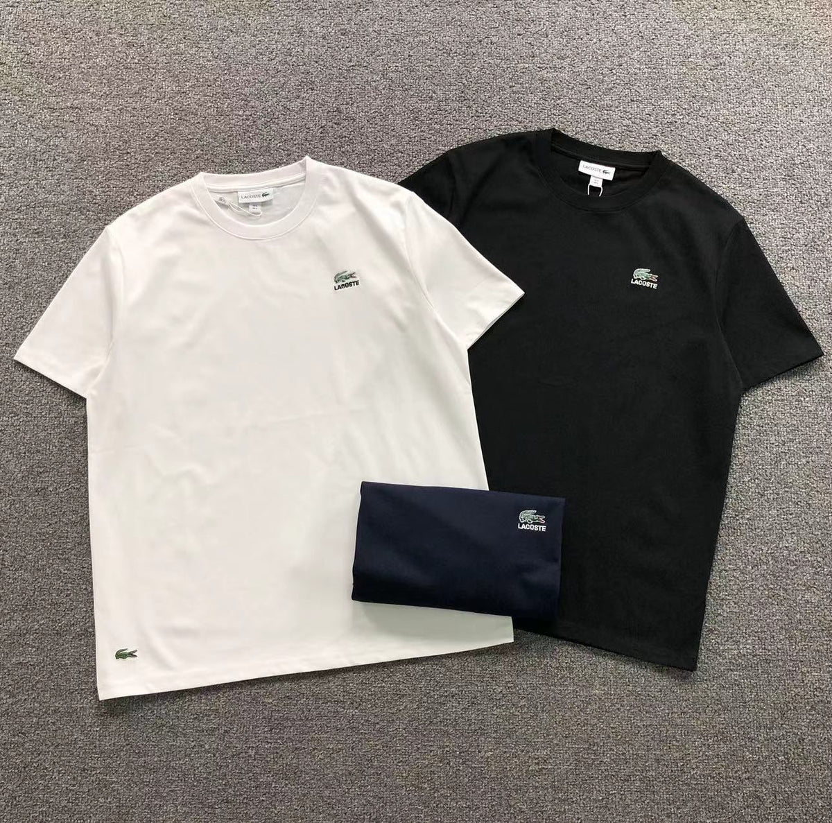 Klassisches T-Shirt
