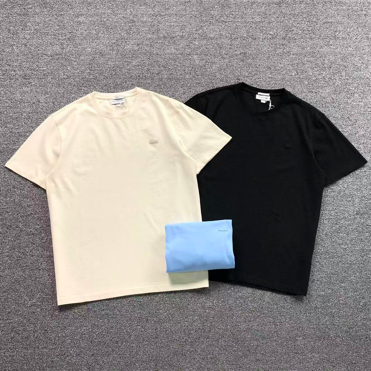 Klassisches T-Shirt