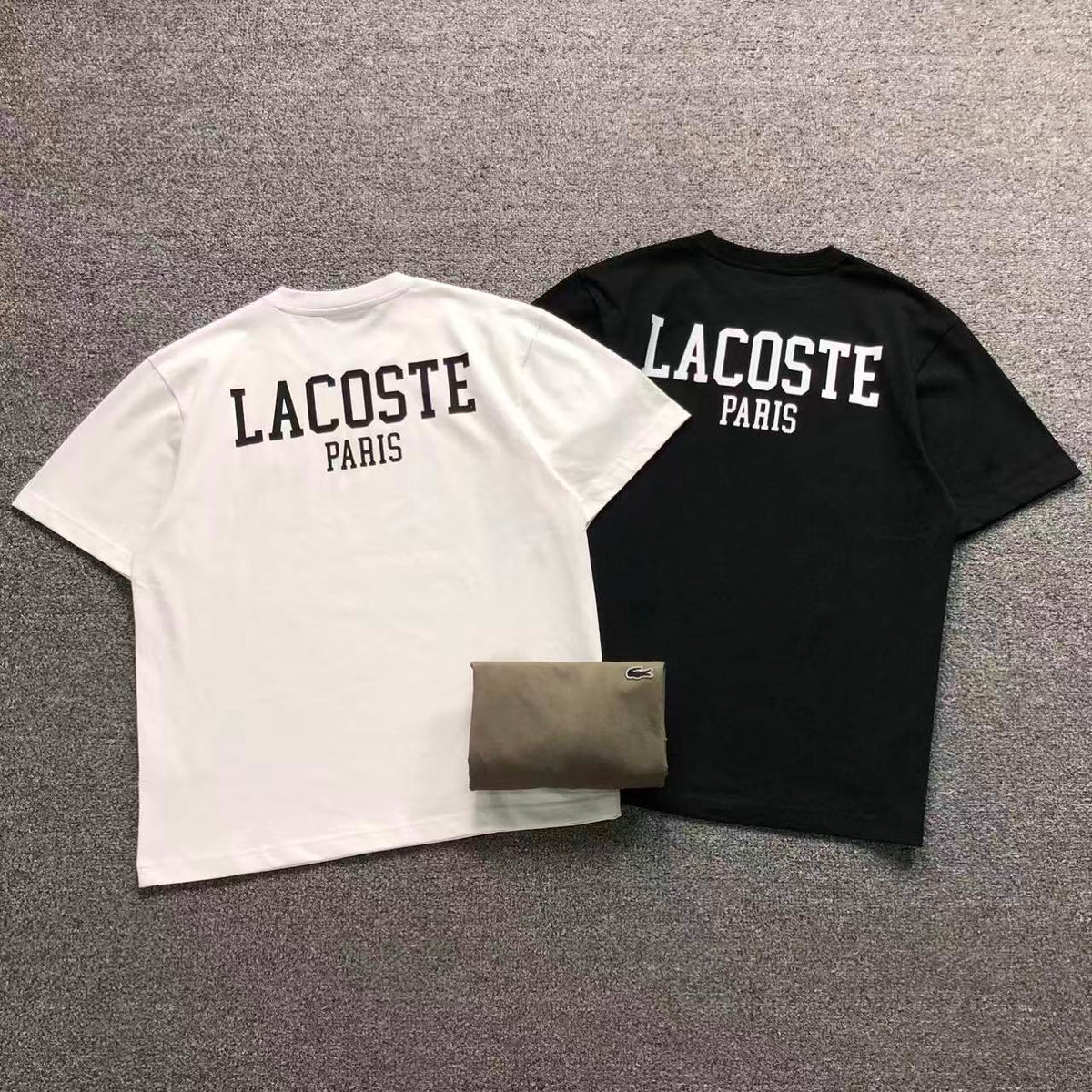 Klassisches T-Shirt