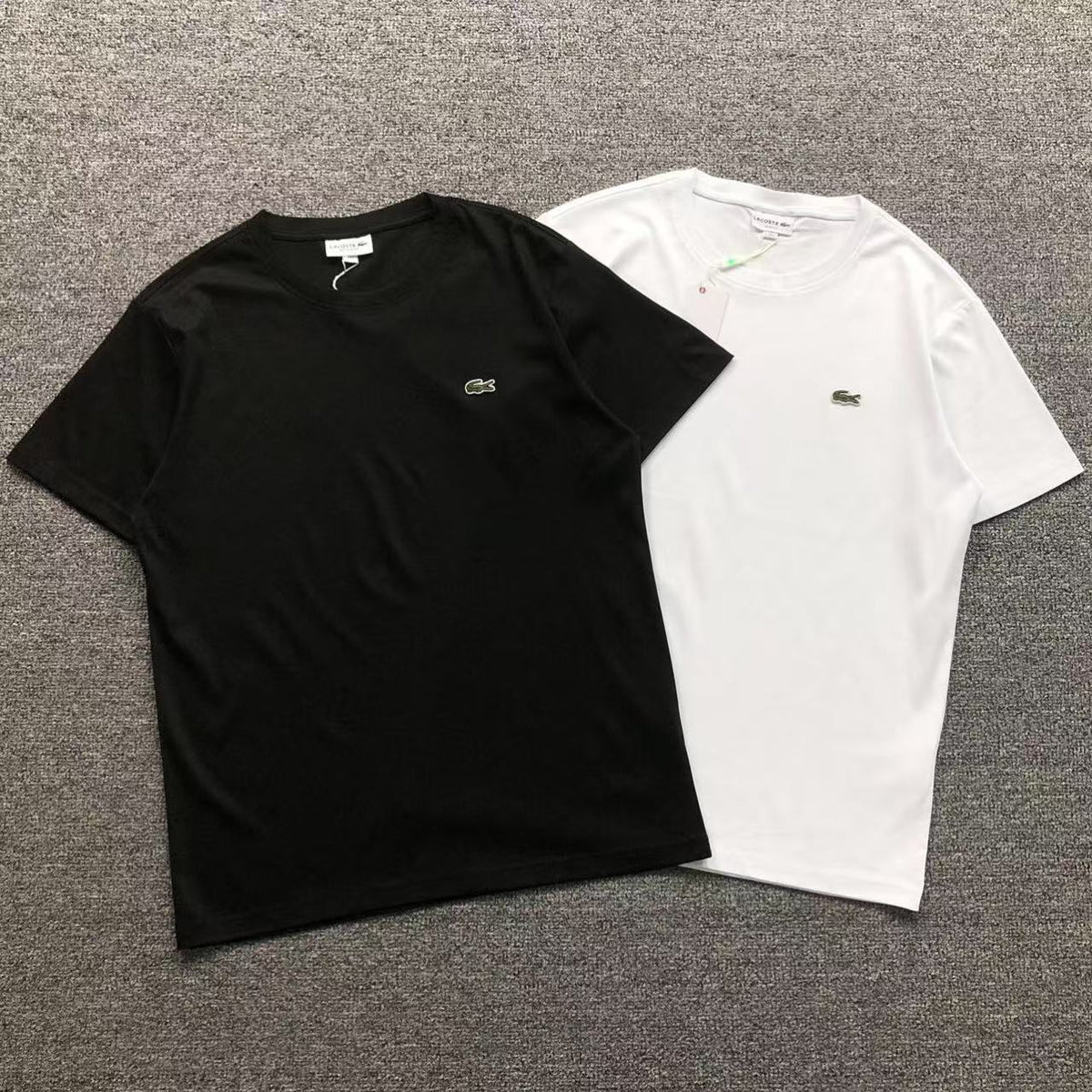 Klassisches T-Shirt