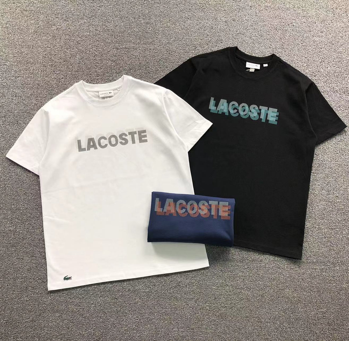 Klassisches T-Shirt