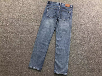 Klassische Hose