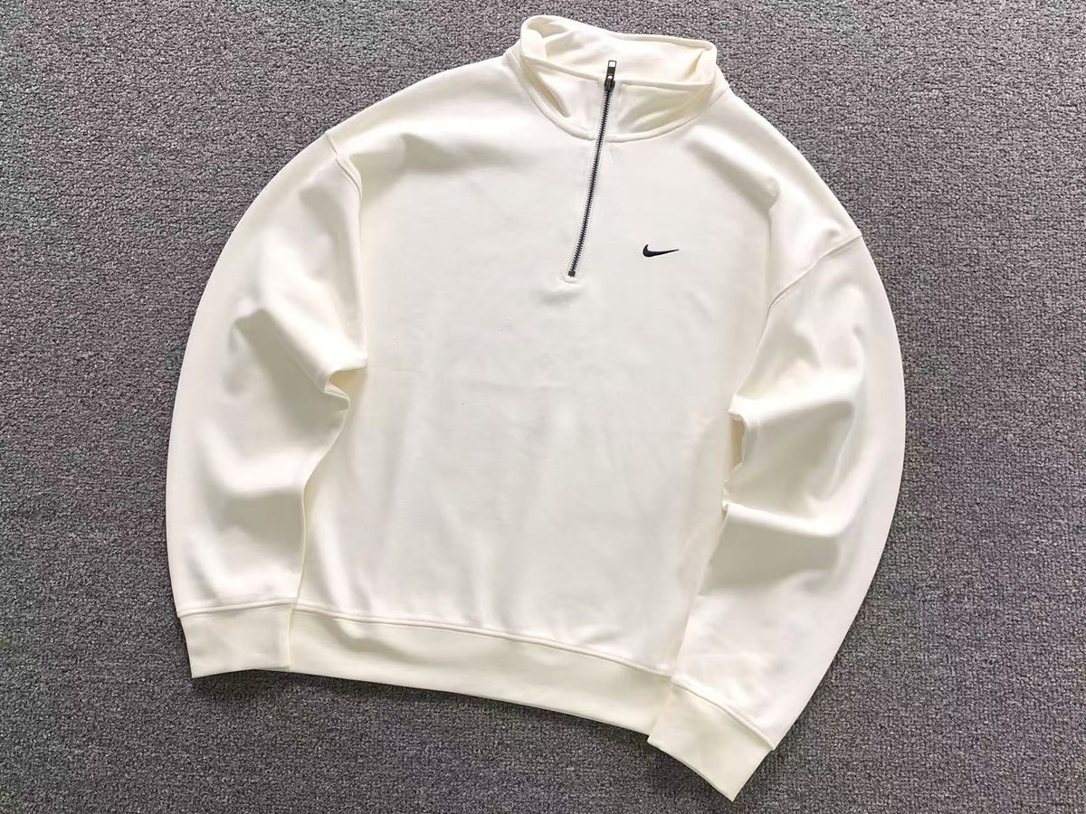 N1K Kapuzenpullover