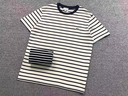 Klassisches T-Shirt
