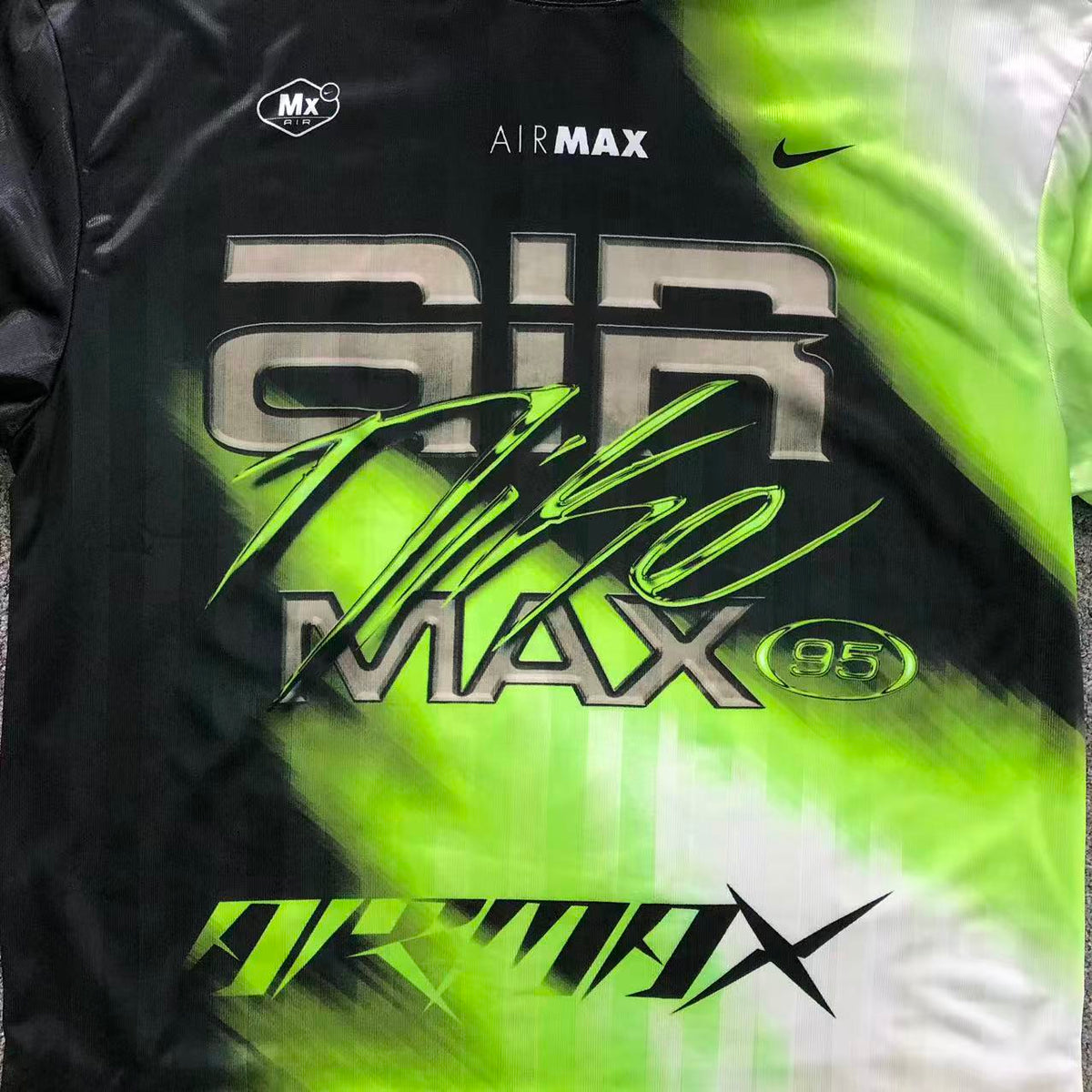 N1K Langarmshirt