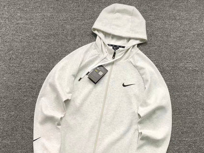 N1K Kapuzenpullover