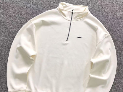 N1K Kapuzenpullover