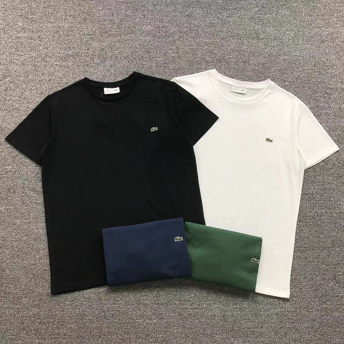 Klassisches T-Shirt