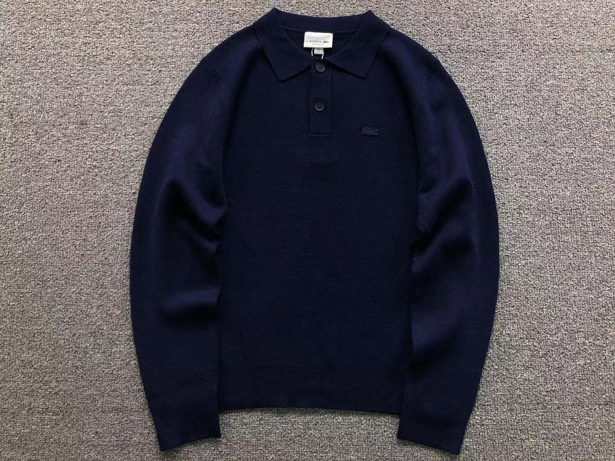 Klassischer Pullover