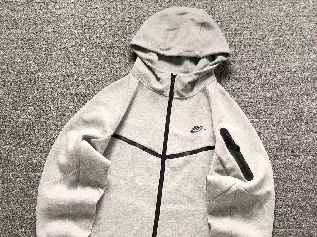 N1K Kapuzenpullover