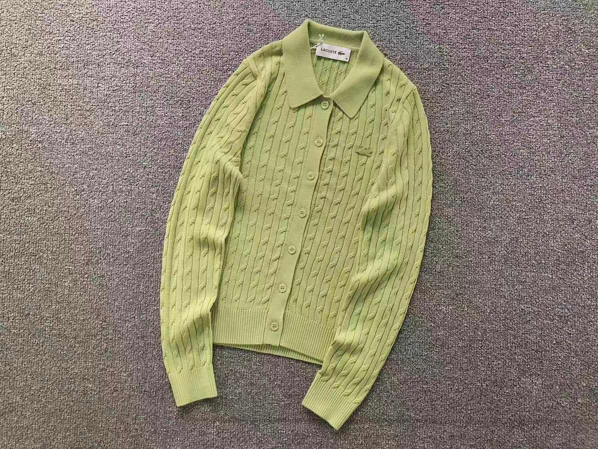Klassischer Damenpullover