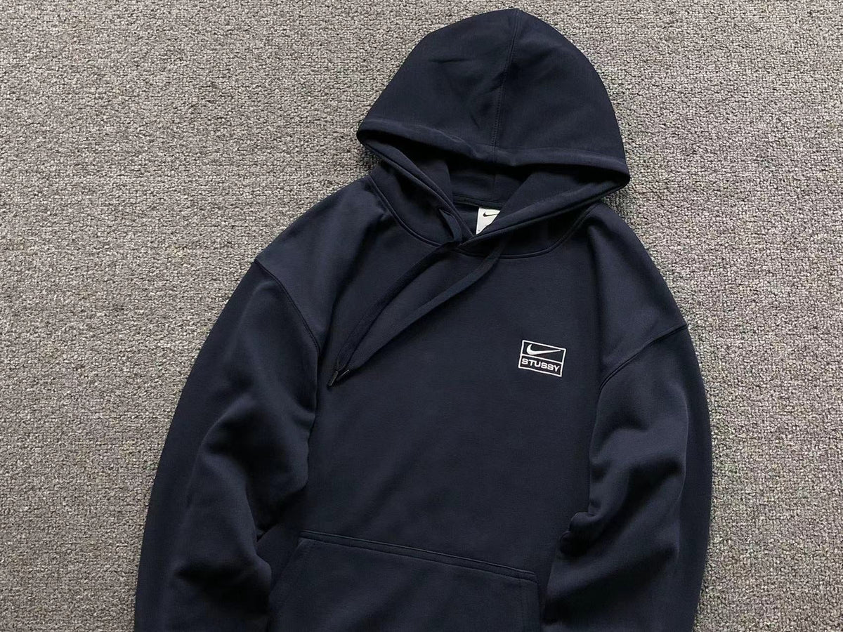 N1K Kapuzenpullover