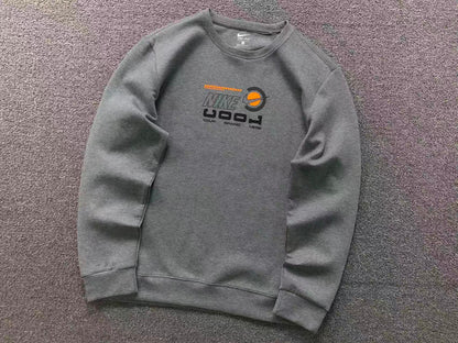 N1K Kapuzenpullover
