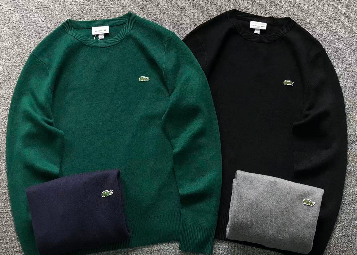 Klassischer Pullover