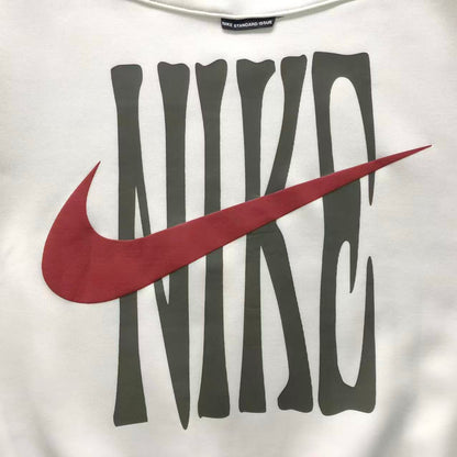N1K Kapuzenpullover