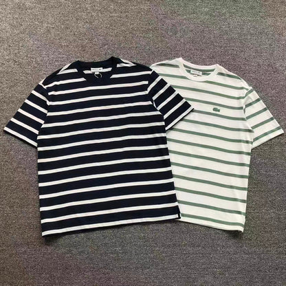 Klassisches T-Shirt