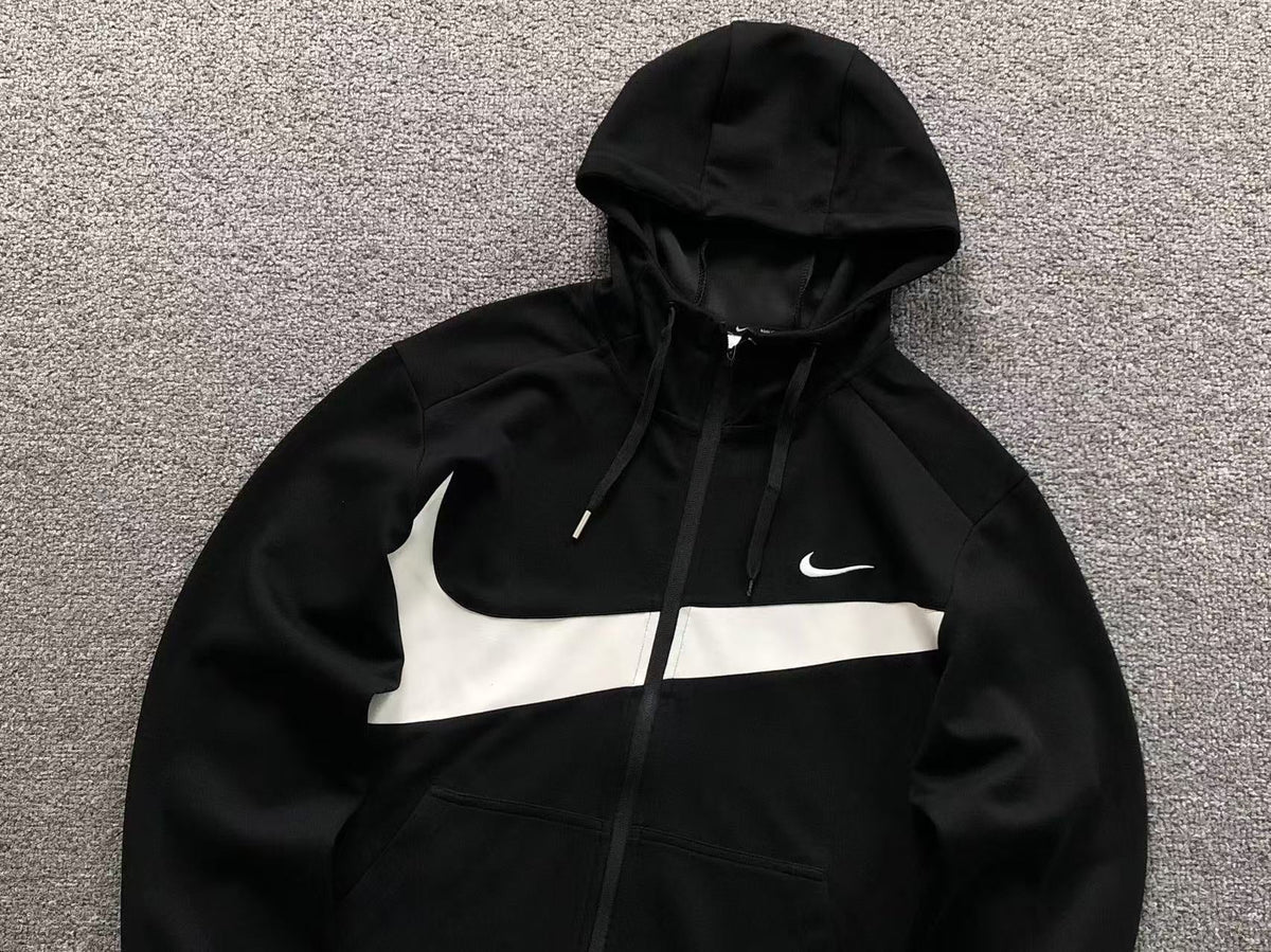N1K Kapuzenpullover