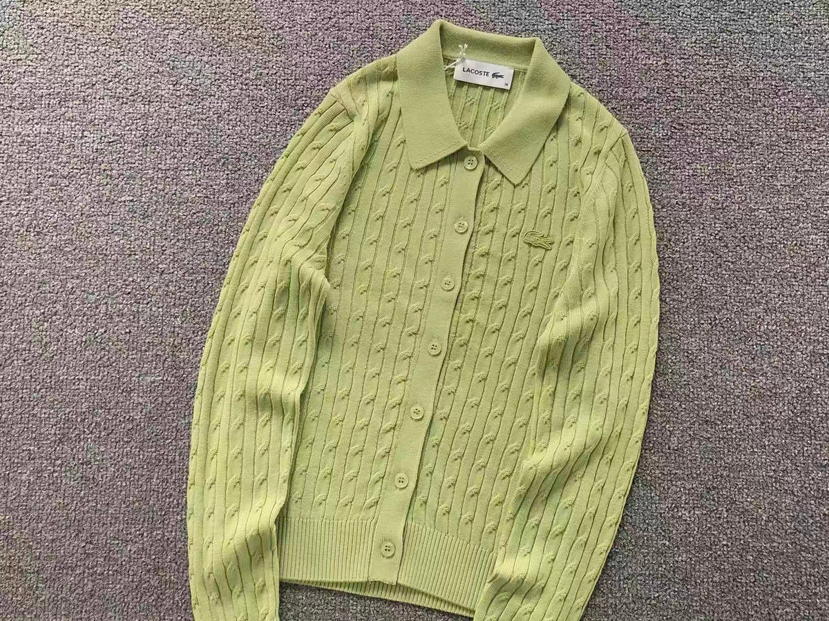 Klassischer Damenpullover