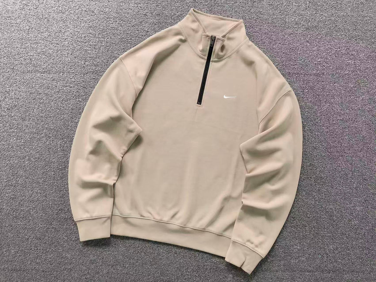 N1K Kapuzenpullover