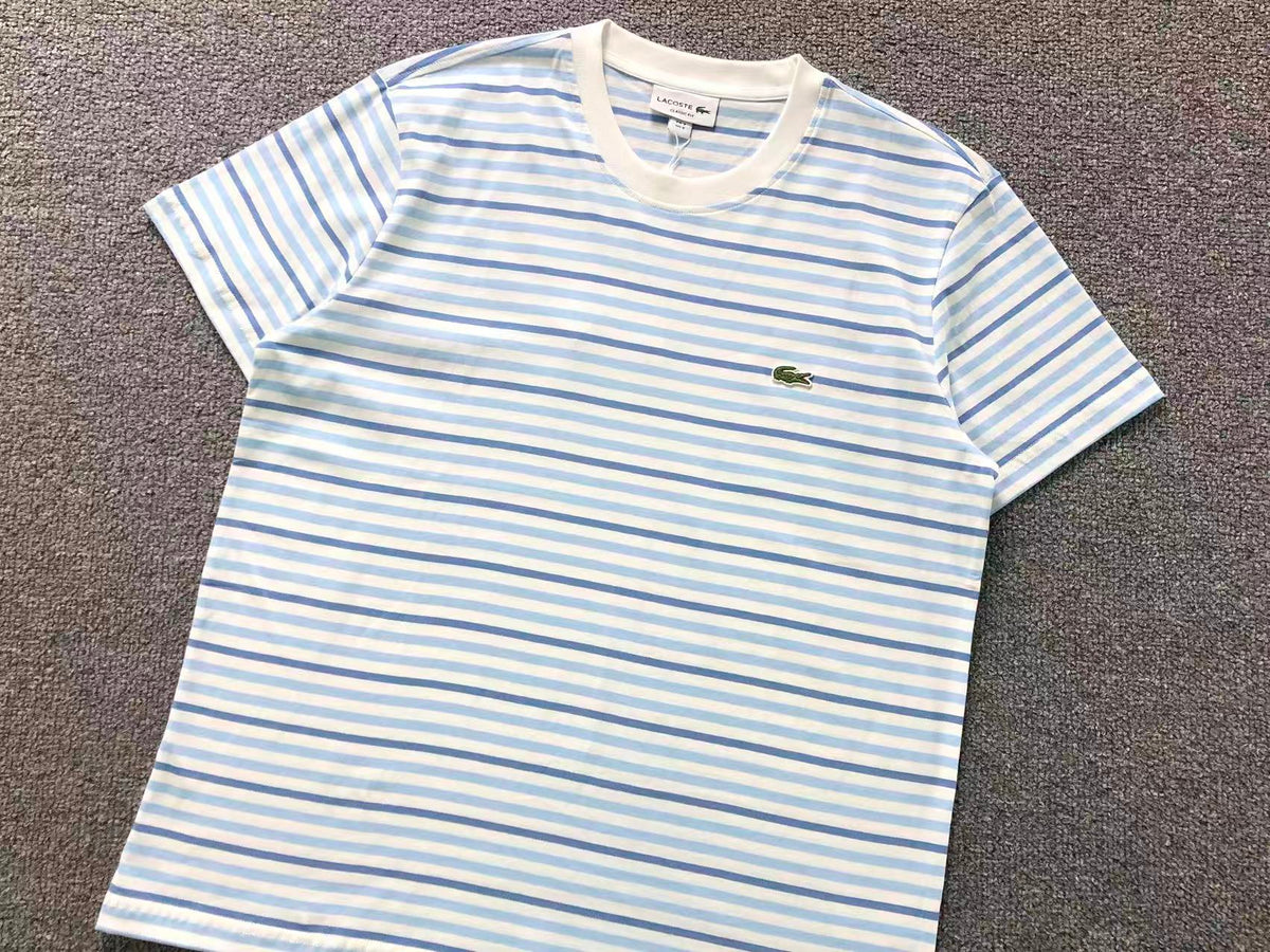 Klassisches T-Shirt