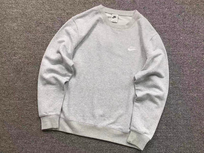 N1K Kapuzenpullover