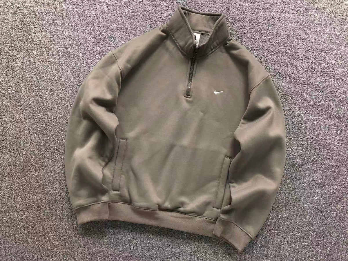 N1K Kapuzenpullover