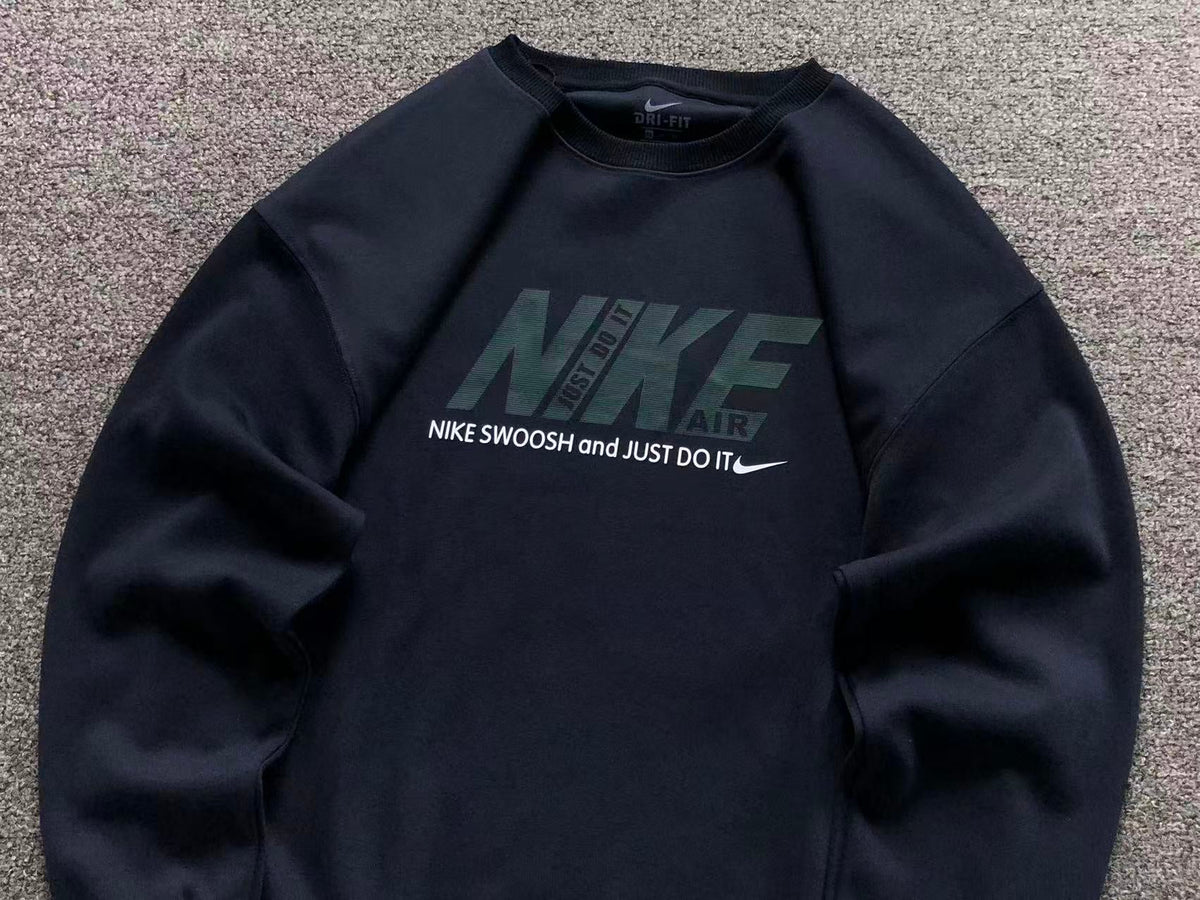 N1K Kapuzenpullover