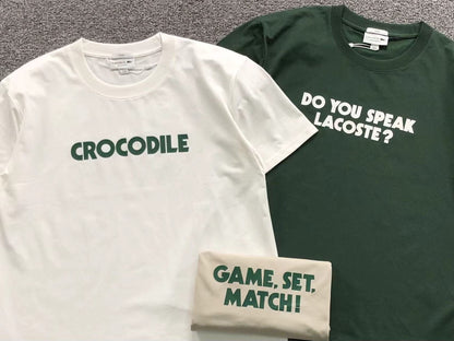 Klassisches T-Shirt