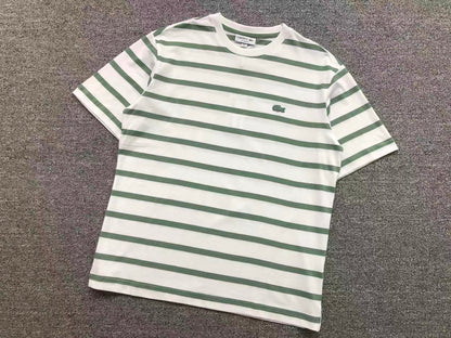 Klassisches T-Shirt