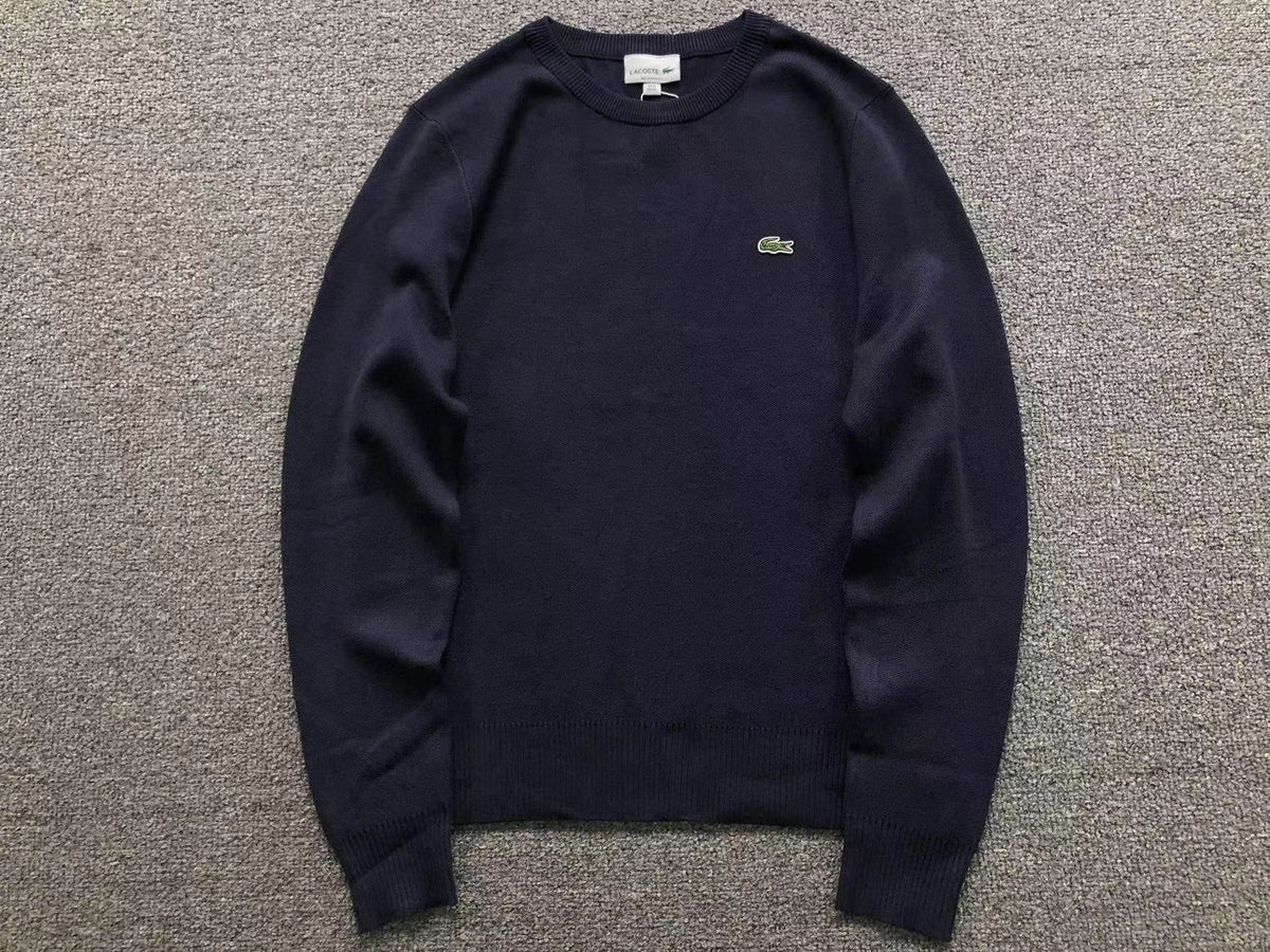 Klassischer Pullover