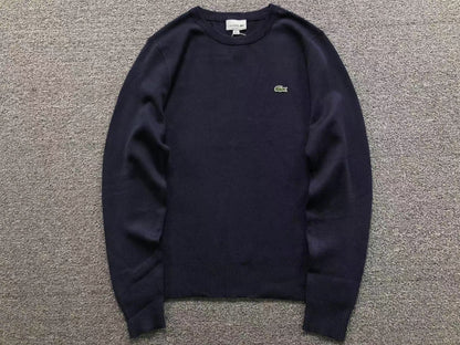 Klassischer Pullover