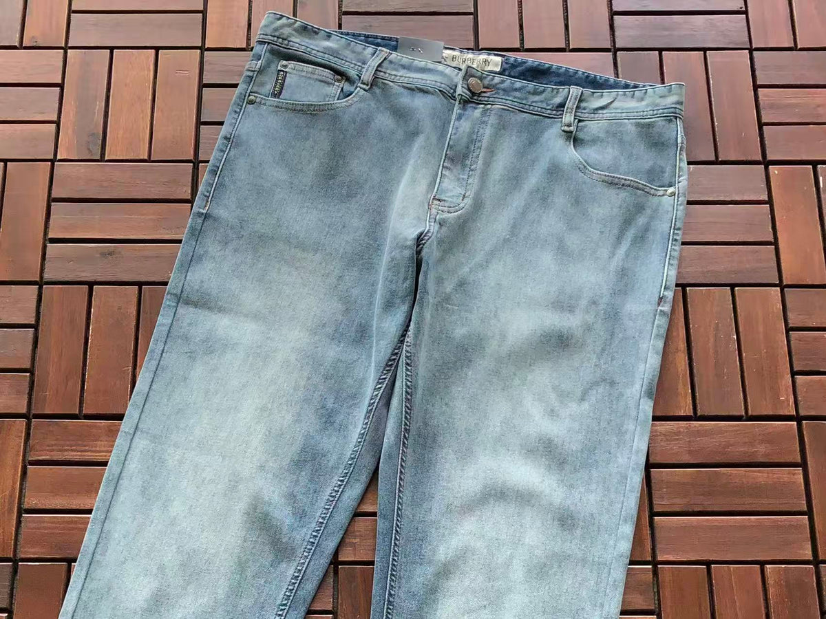 Pantaloni BB